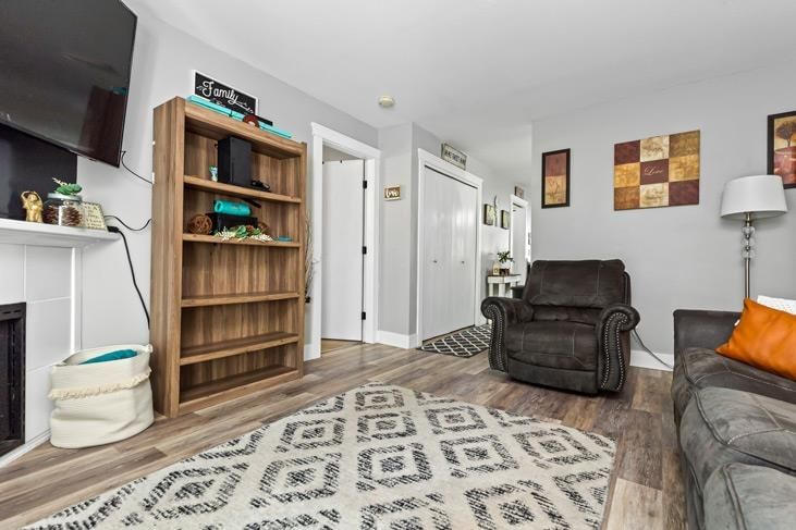 Listing Image 22