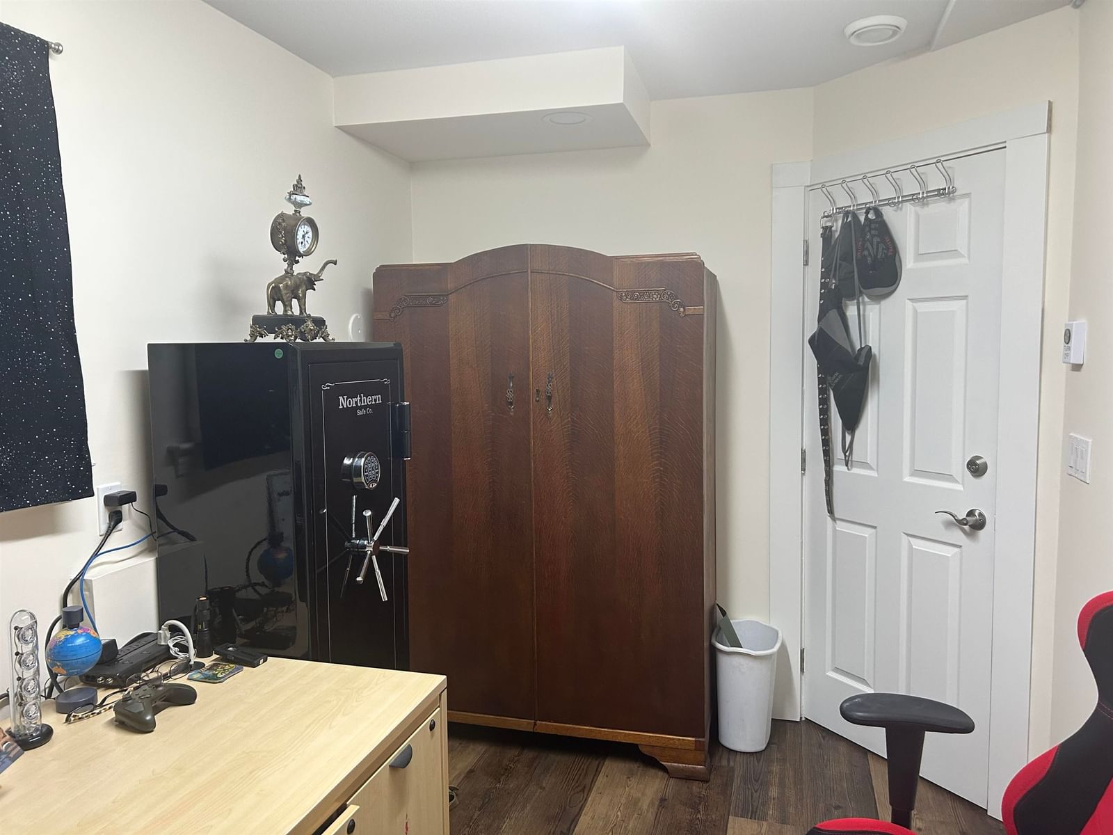 Listing Image 31