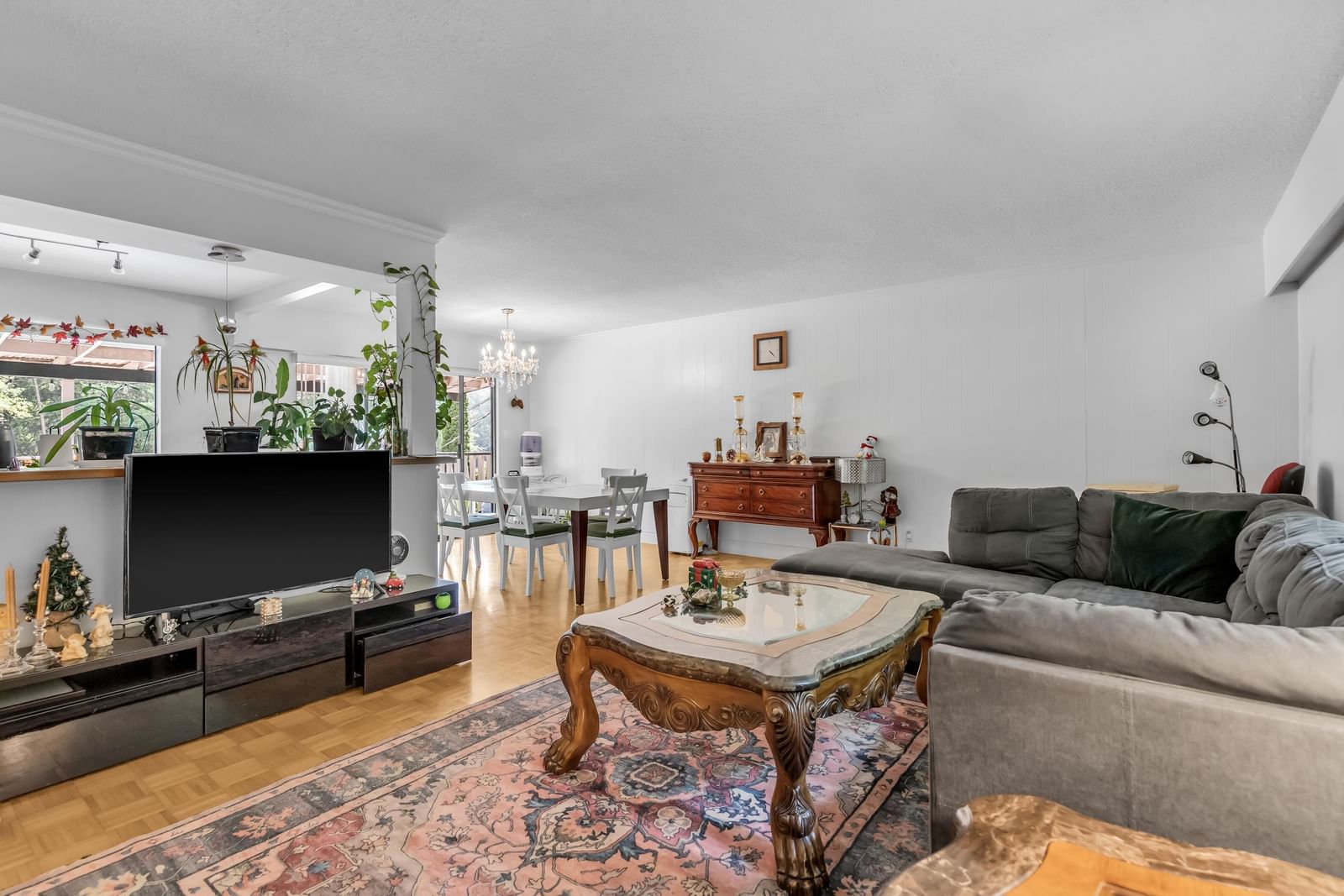Listing Image 18