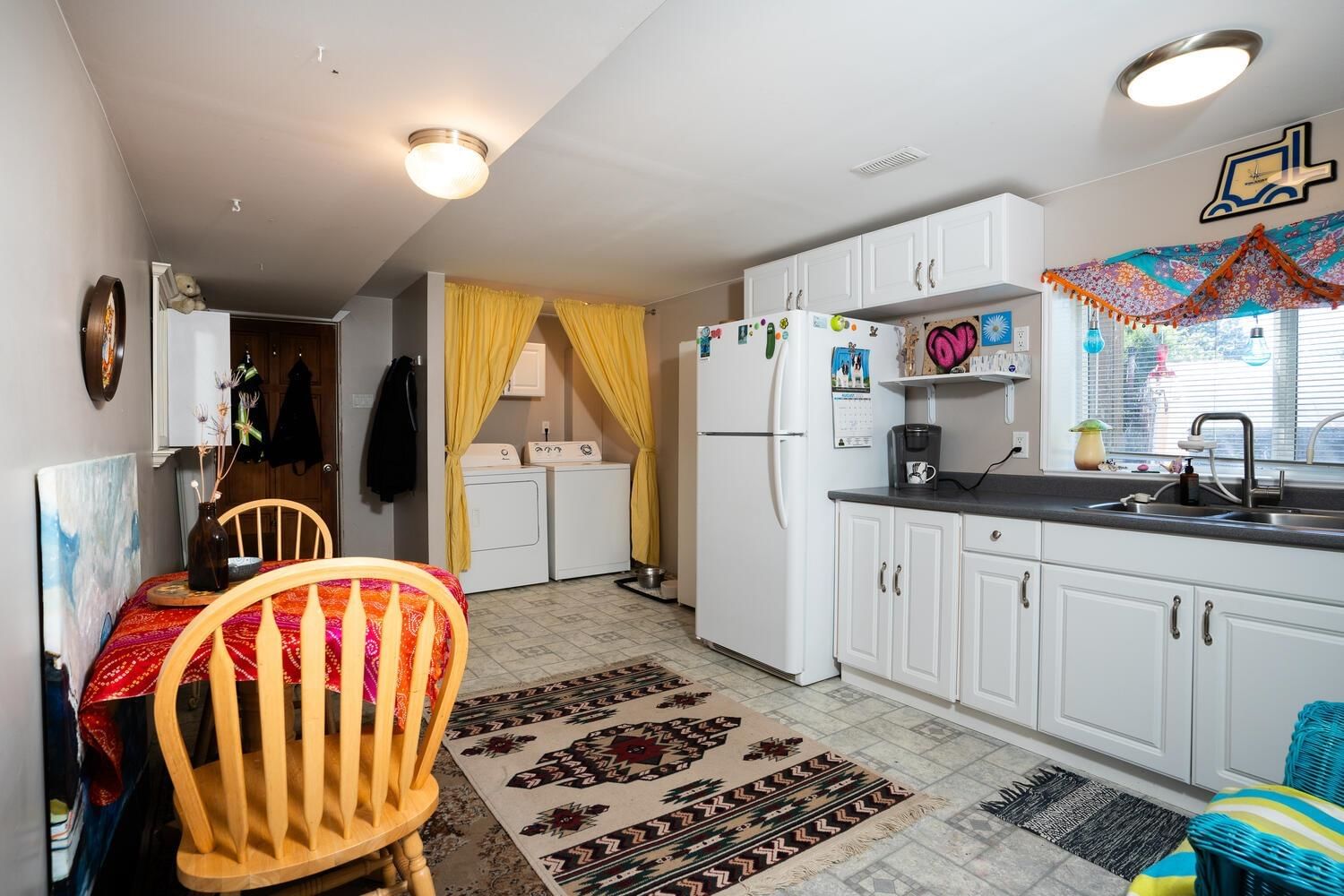 Listing Image 11