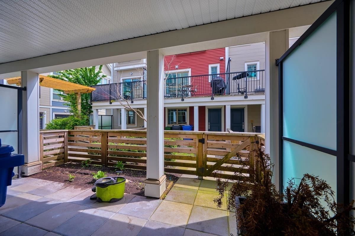 Listing Image 14