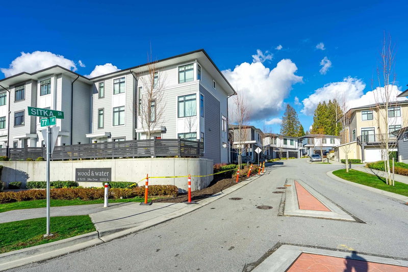 38 - 15255 Sitka Drive, Surrey, V3S 0B1 | Image 3
