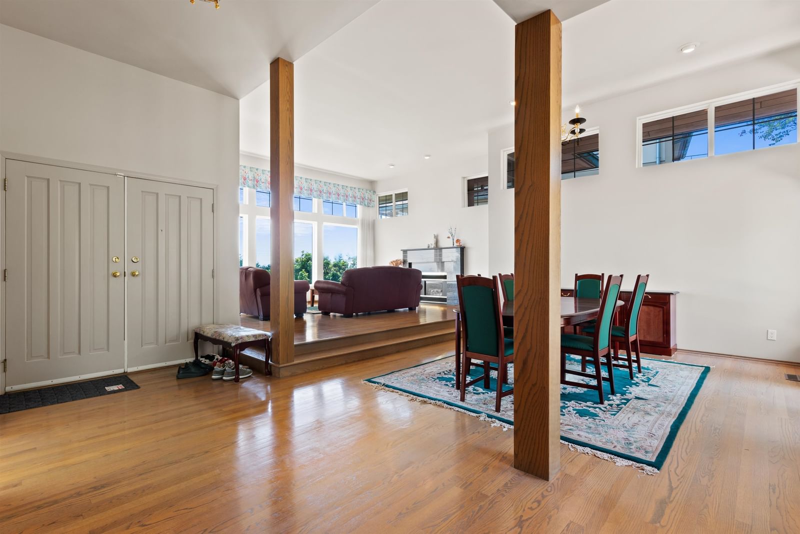 Listing Image 10