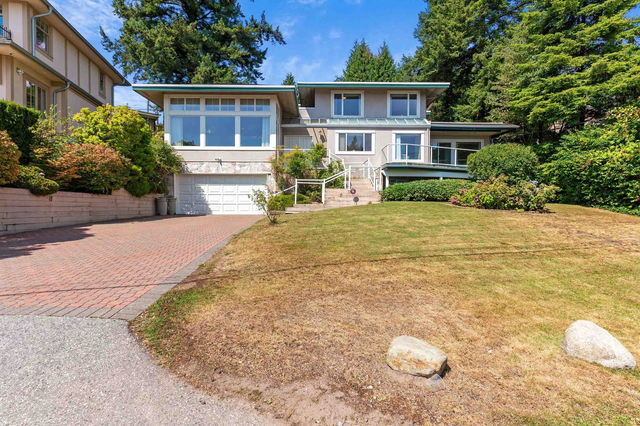 919 Younette Drive