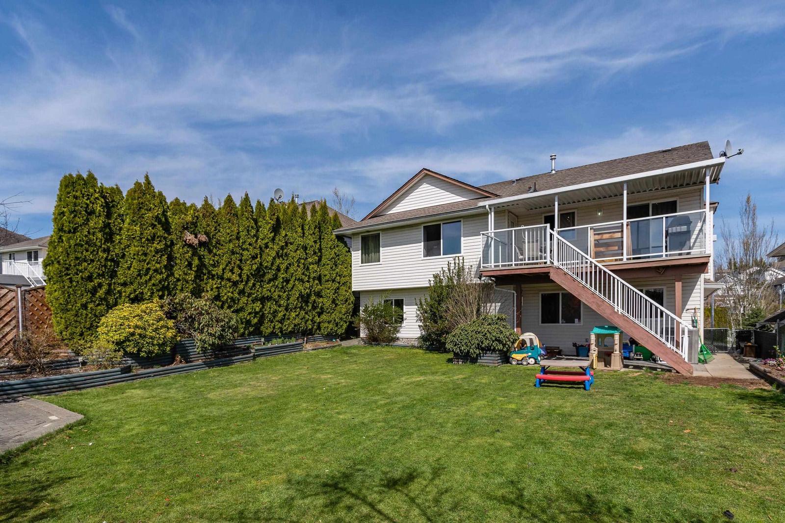 Listing Image 16