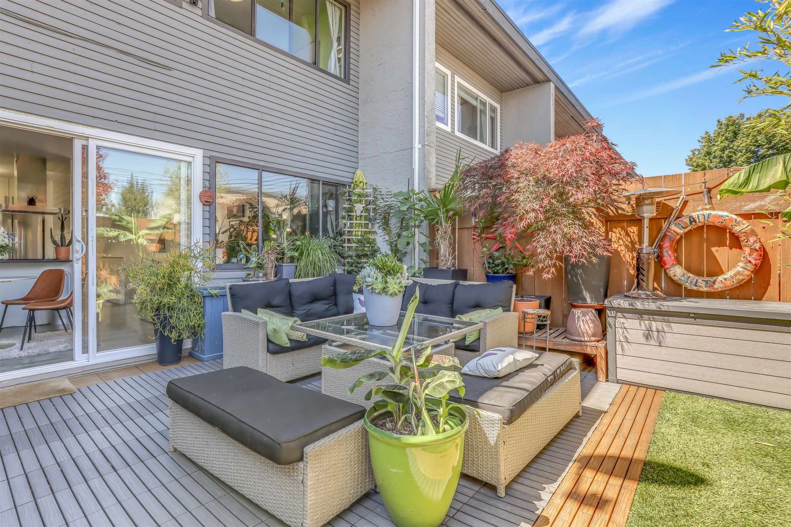 Listing Image 11