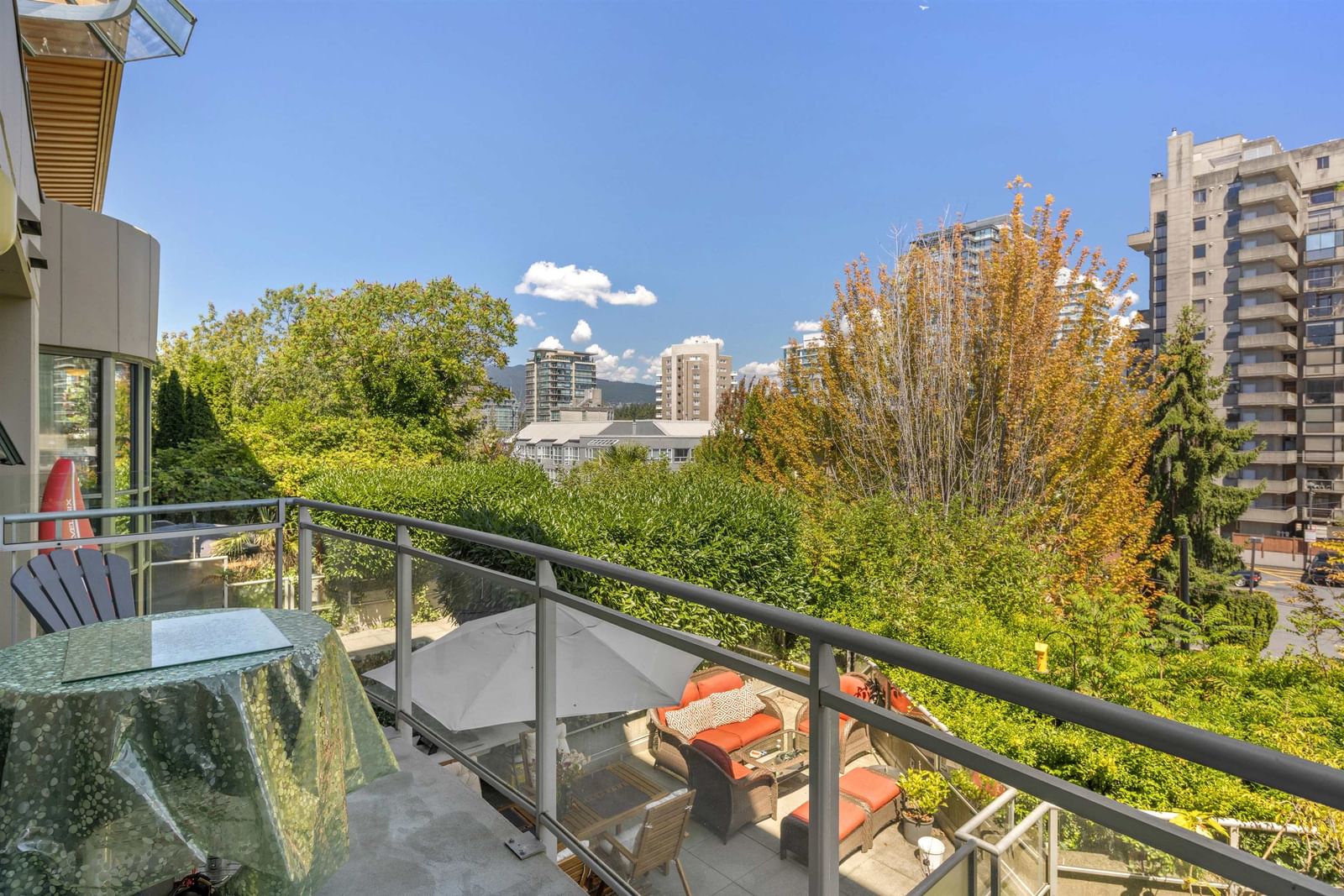 Listing Image 17