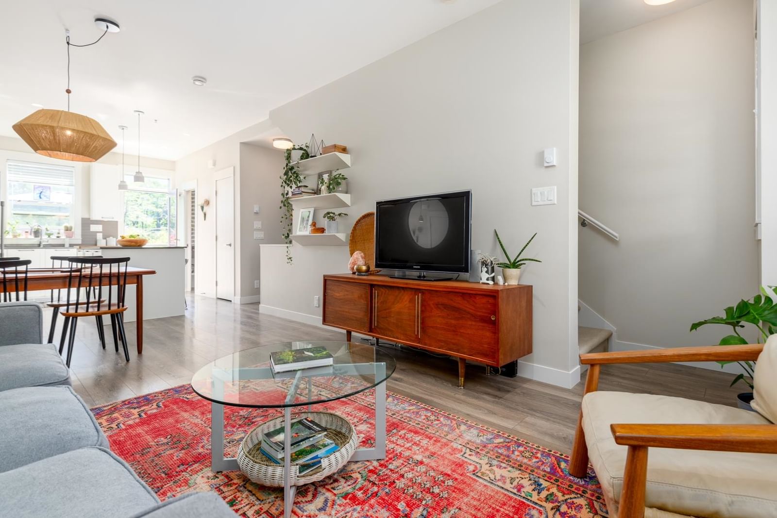 Listing Image 12