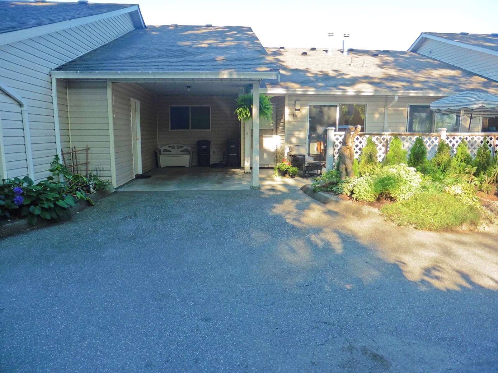 Listing Image 24
