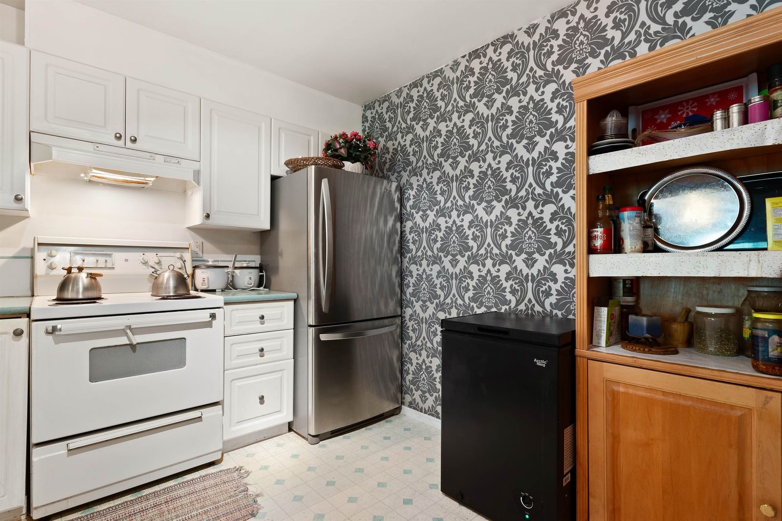 Listing Image 13