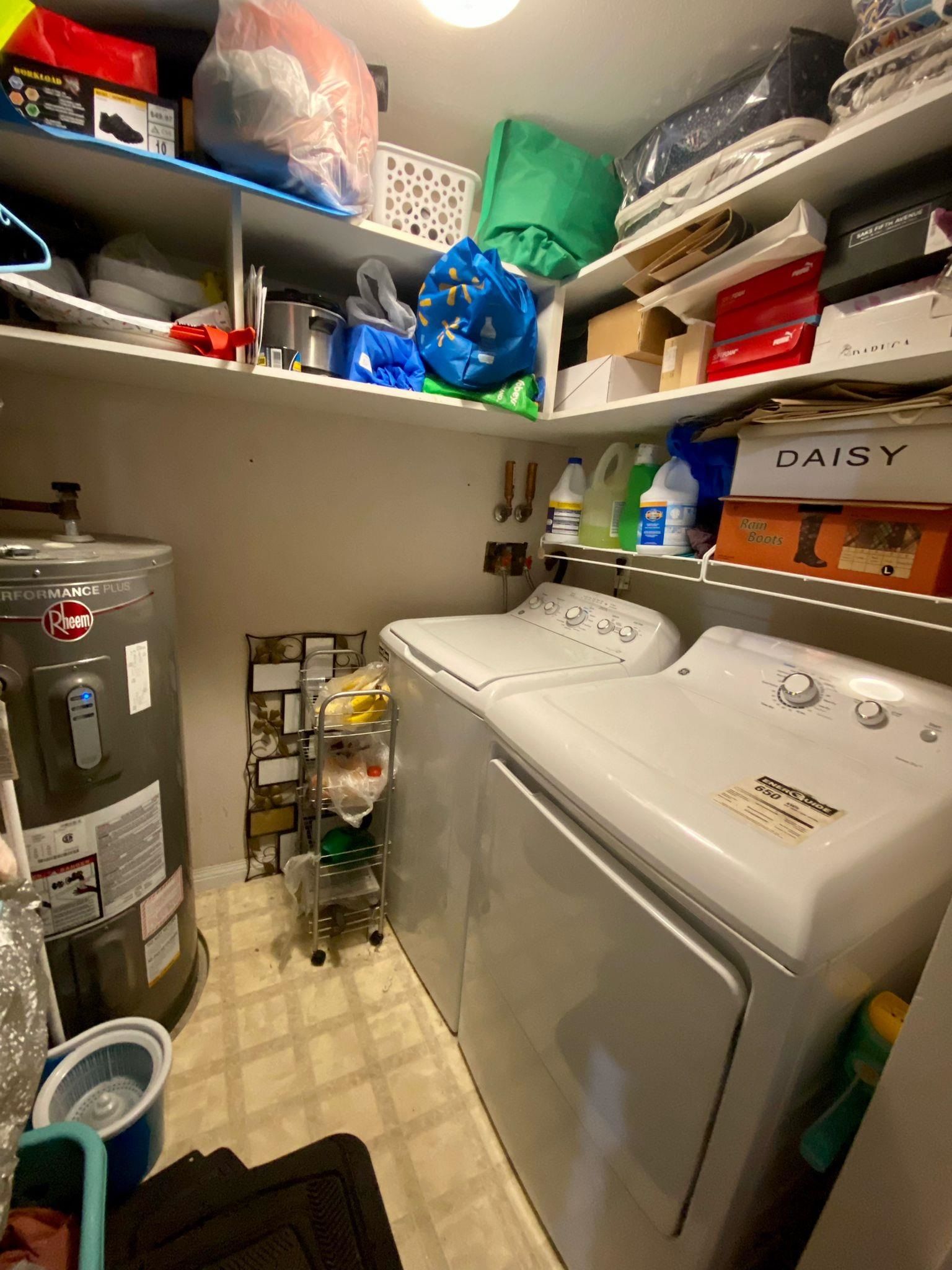 Listing Image 10