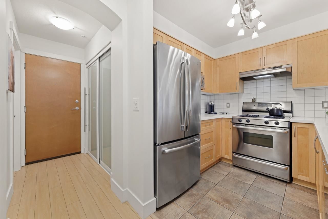 Listing Image 15