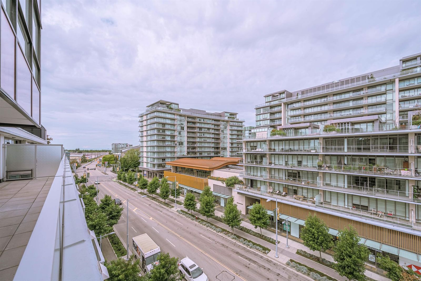 Listing Image 21