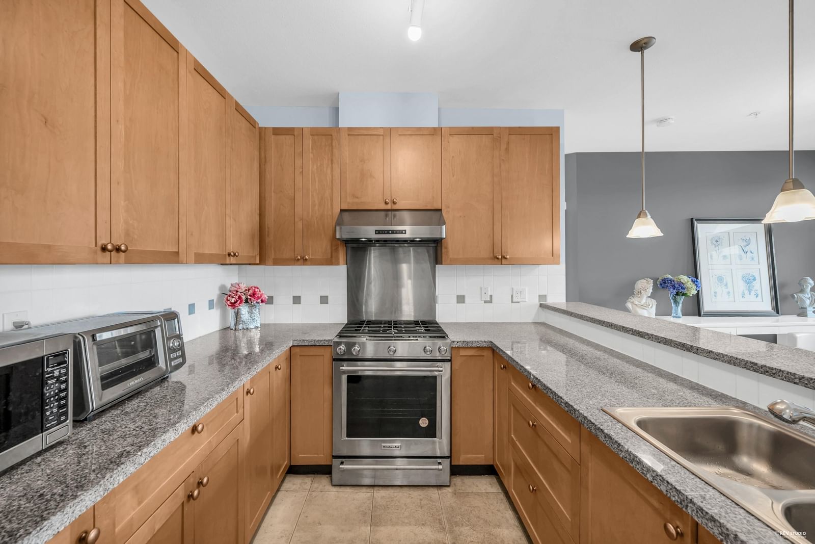 Listing Image 14