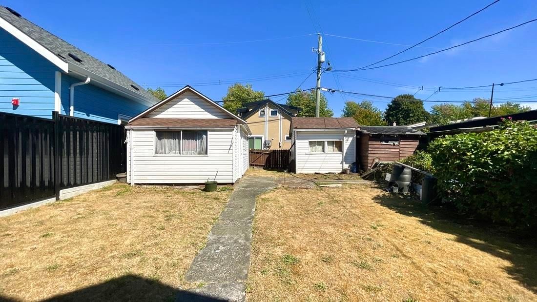 Listing Image 32