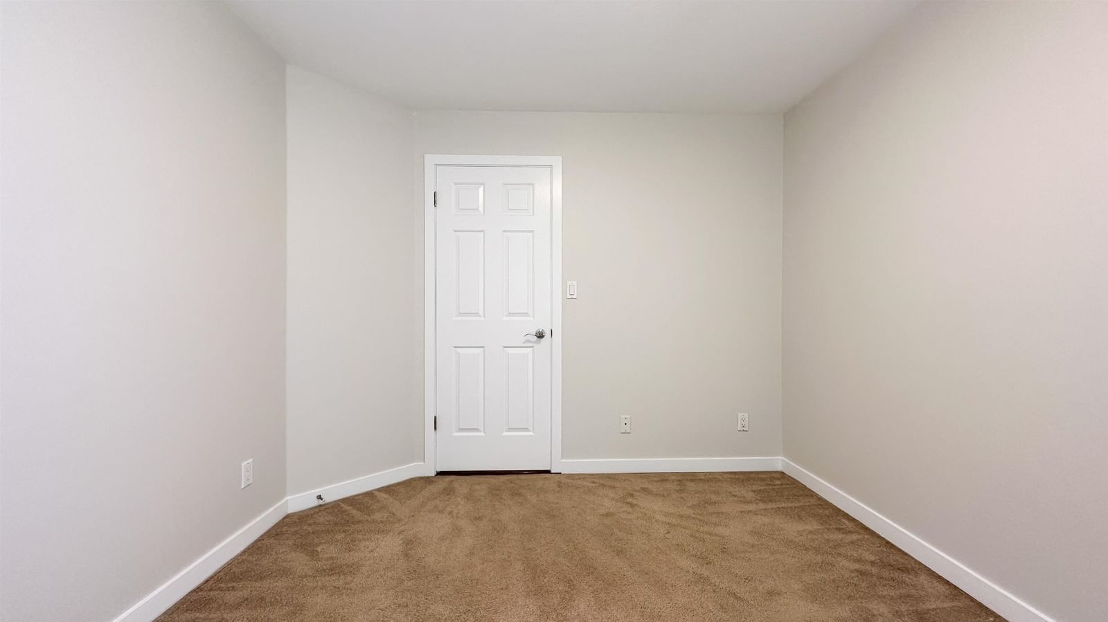 Listing Image 30