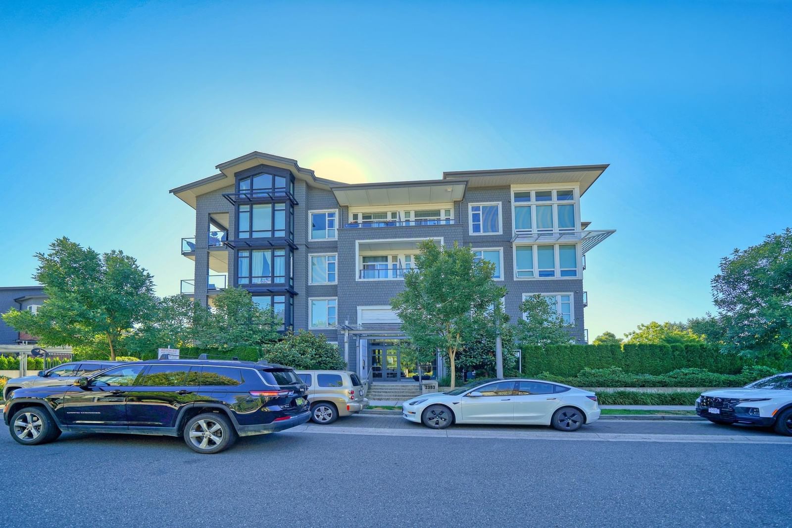 Listing Image 20