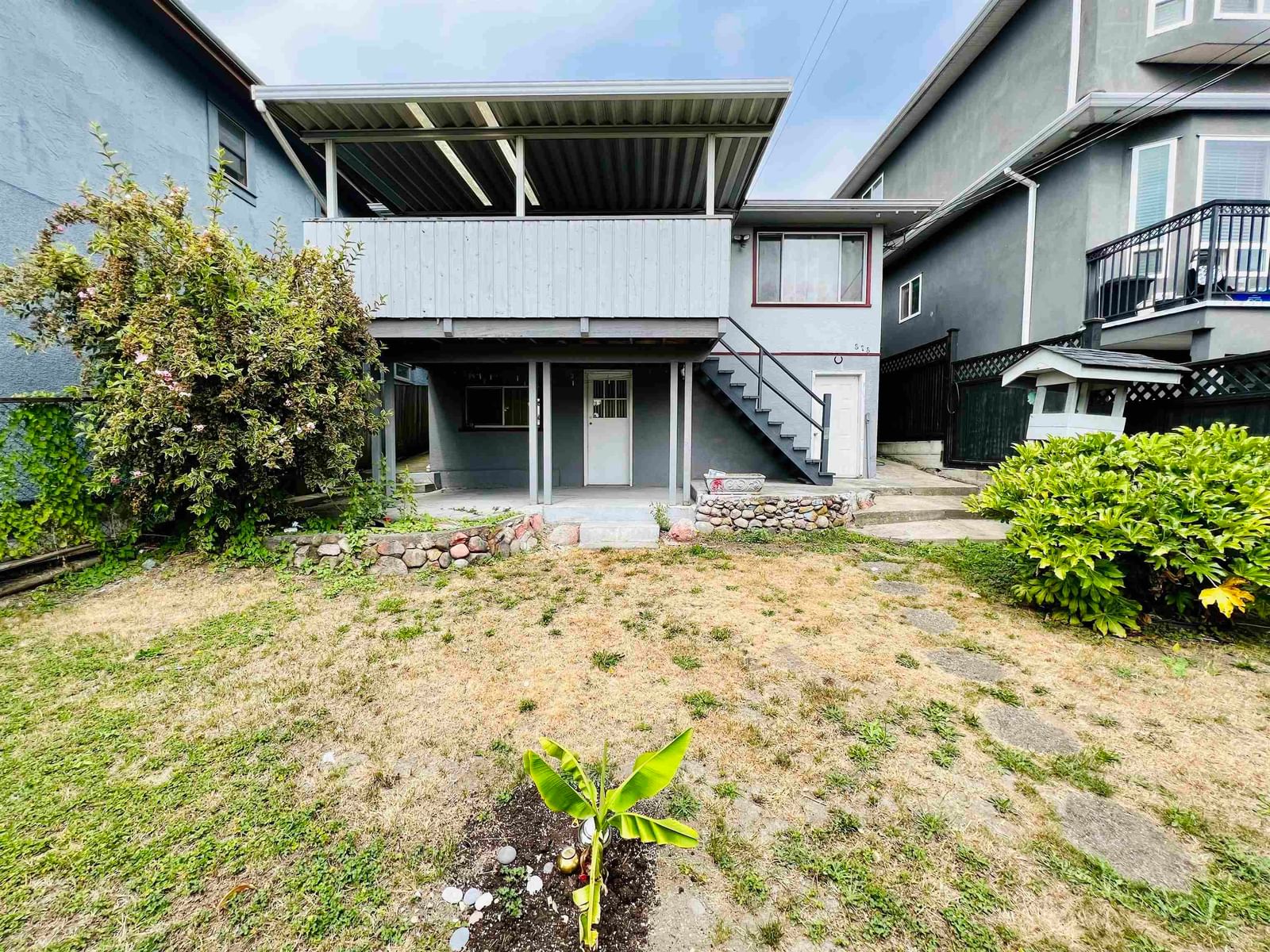 Listing Image 11