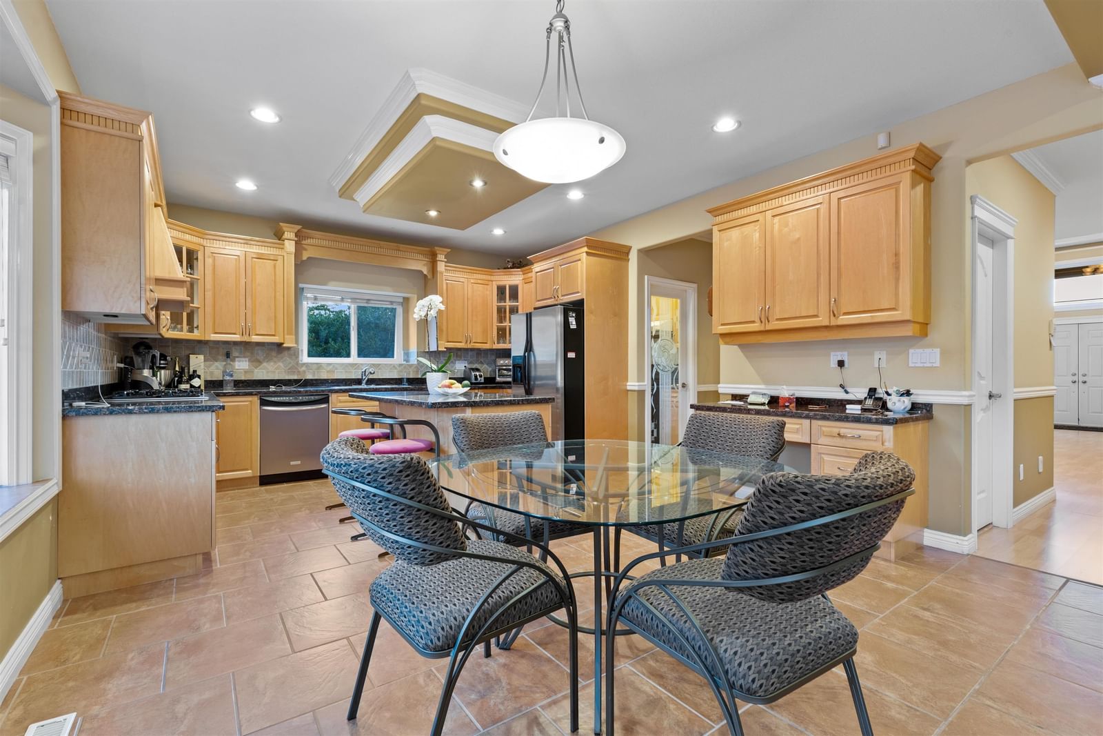 Listing Image 19