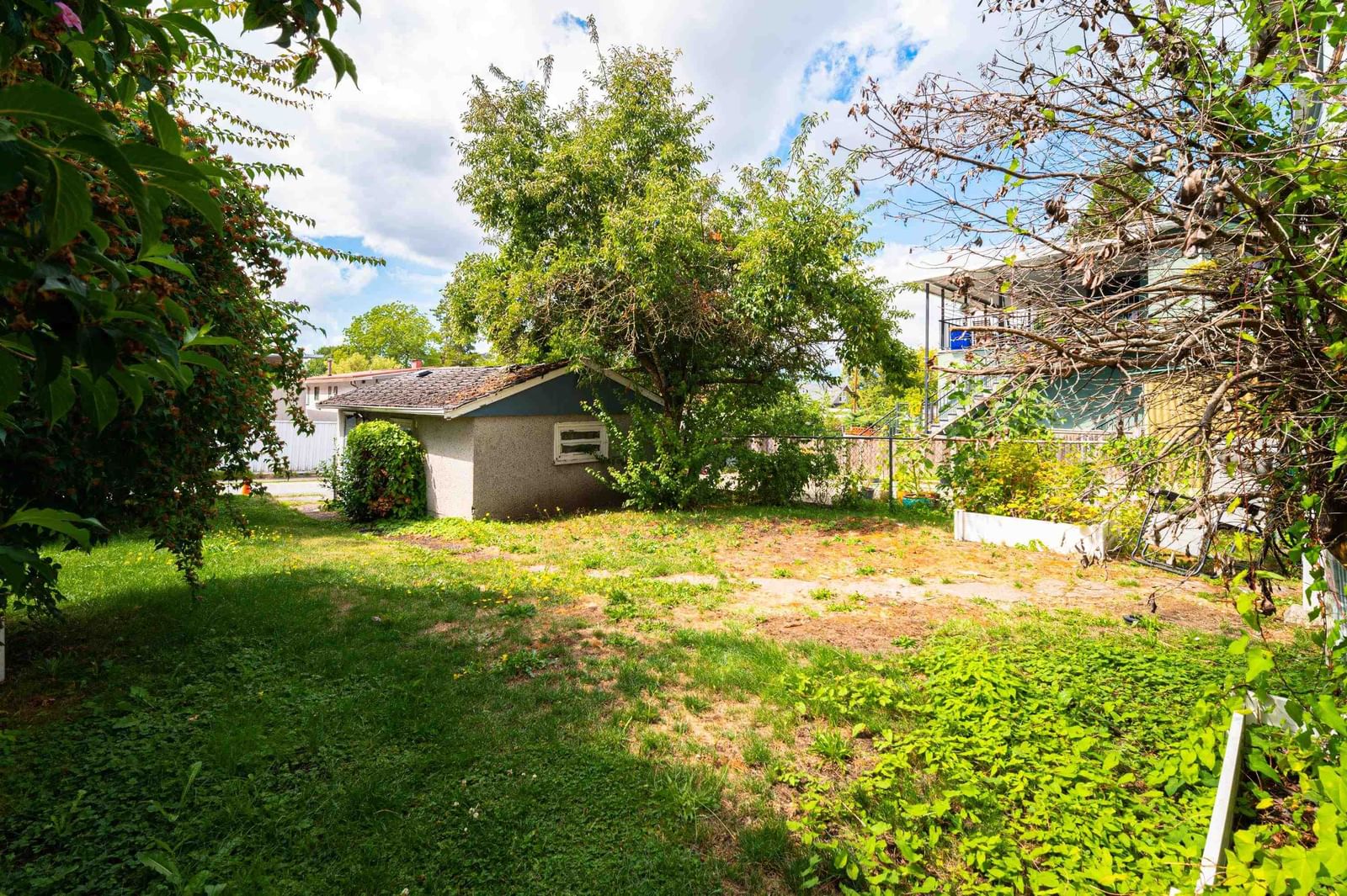 Listing Image 21