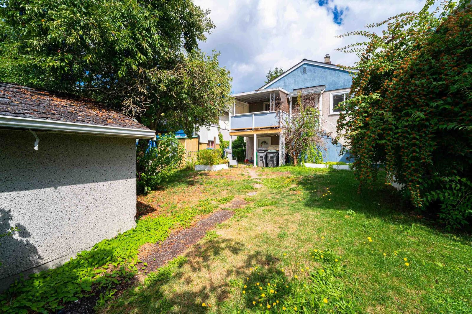 Listing Image 23