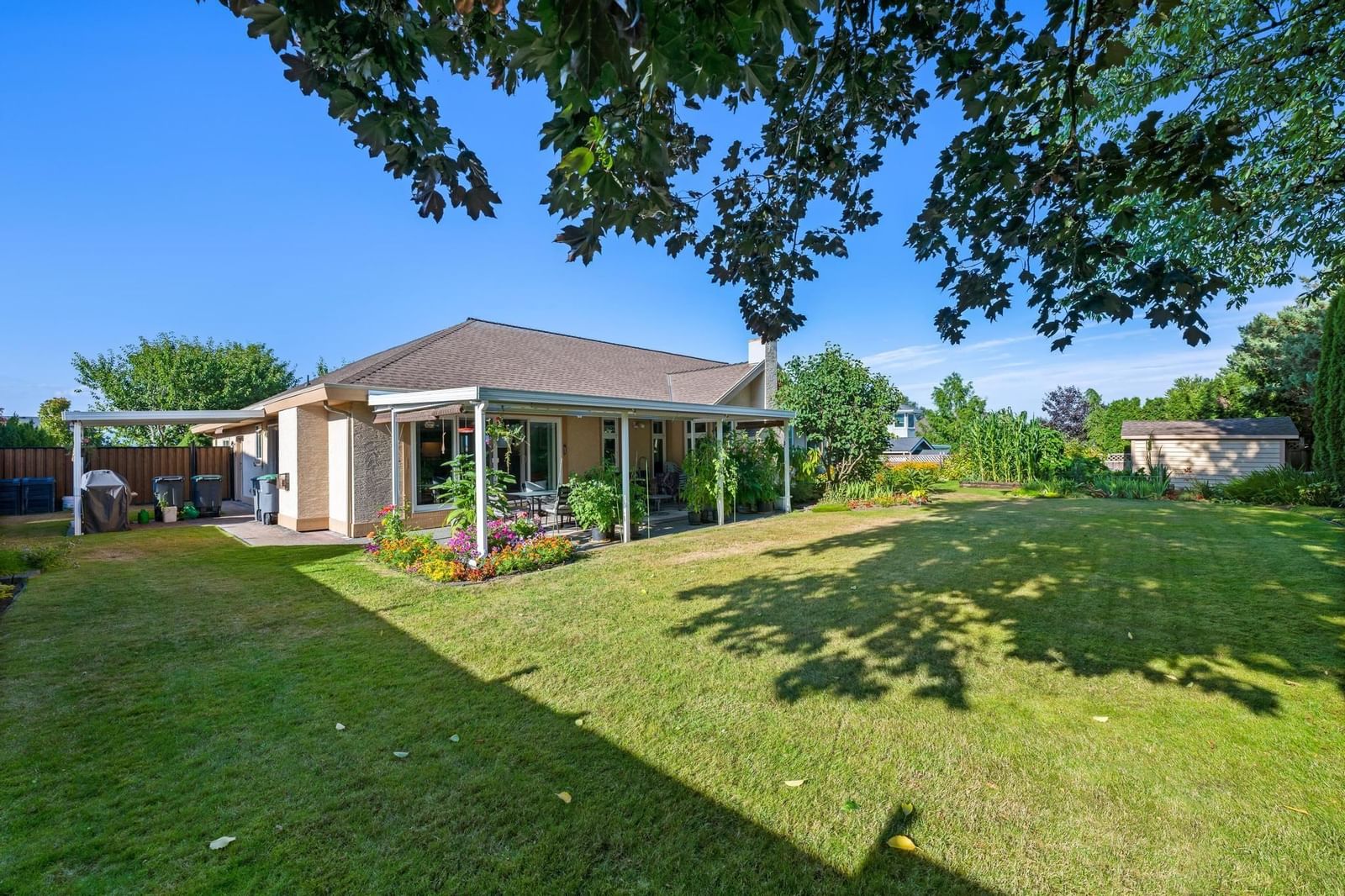 Listing Image 16
