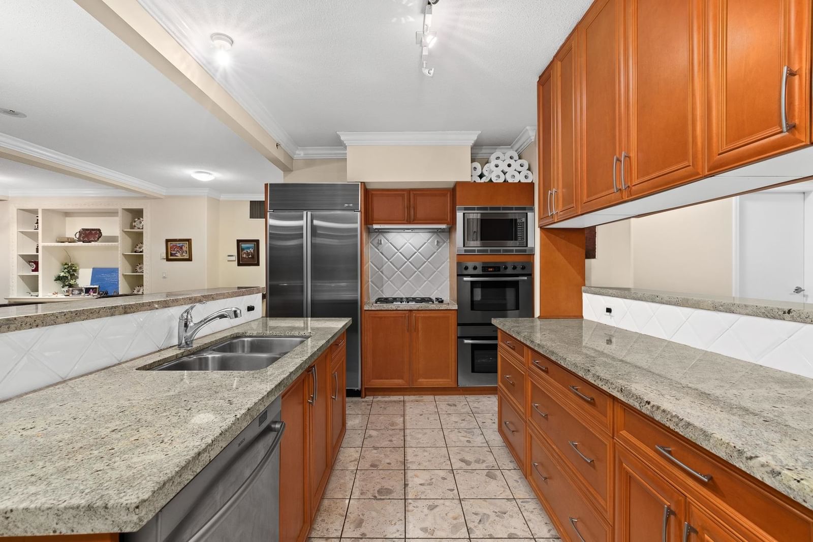 Listing Image 13