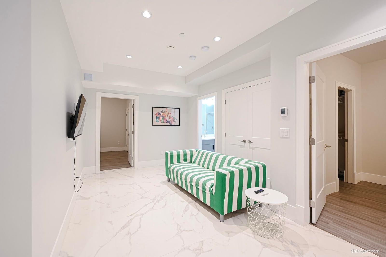 Listing Image 36