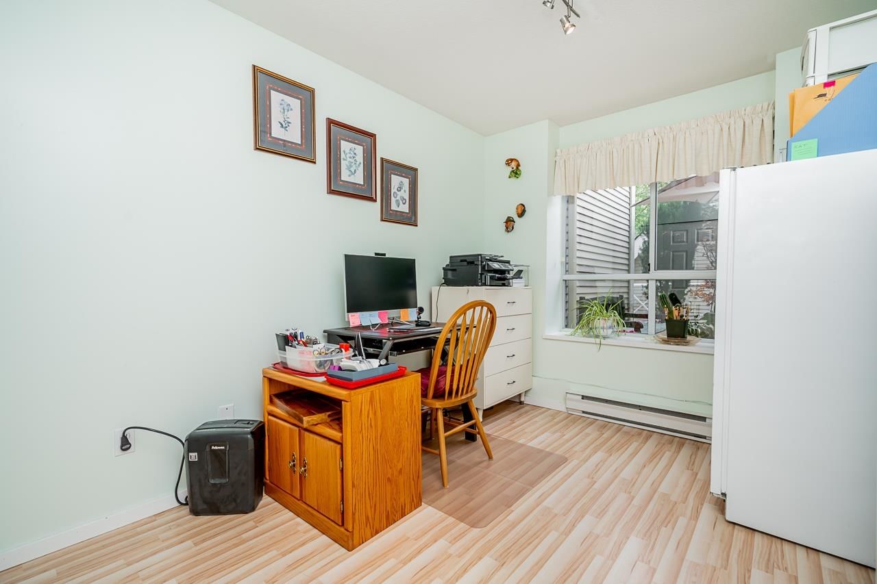Listing Image 17