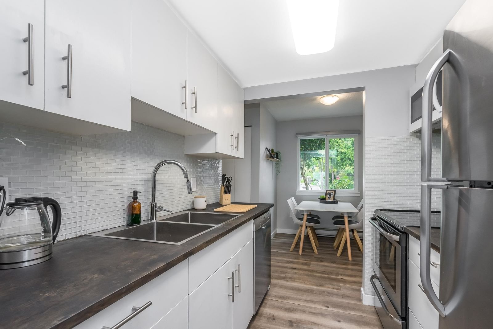 Listing Image 13