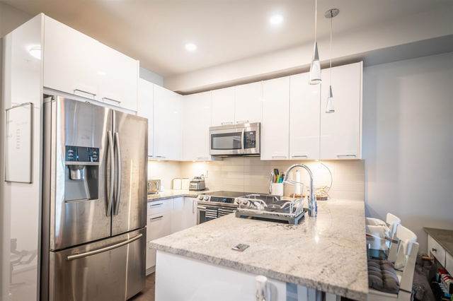 102 - 20696 Eastleigh Crescent