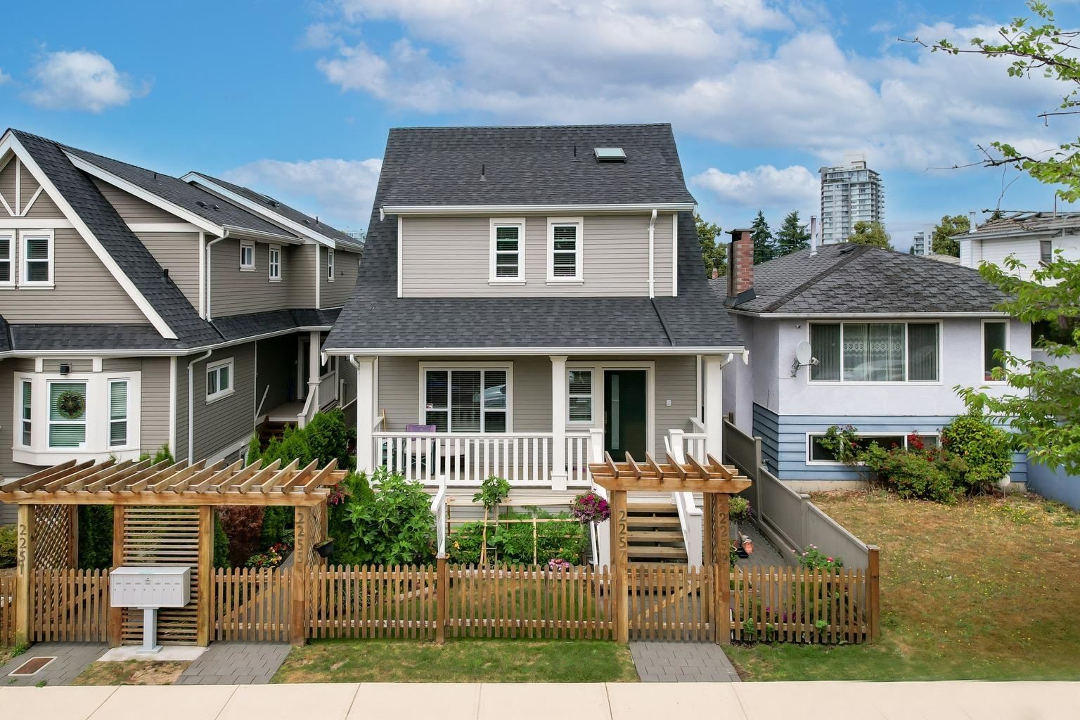 Listing Image 1