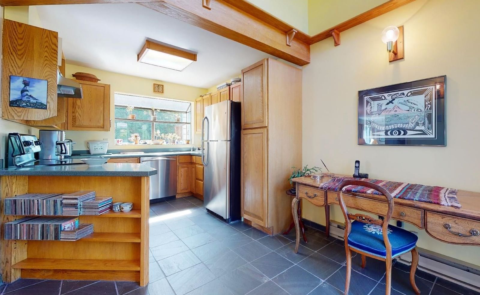 Listing Image 11