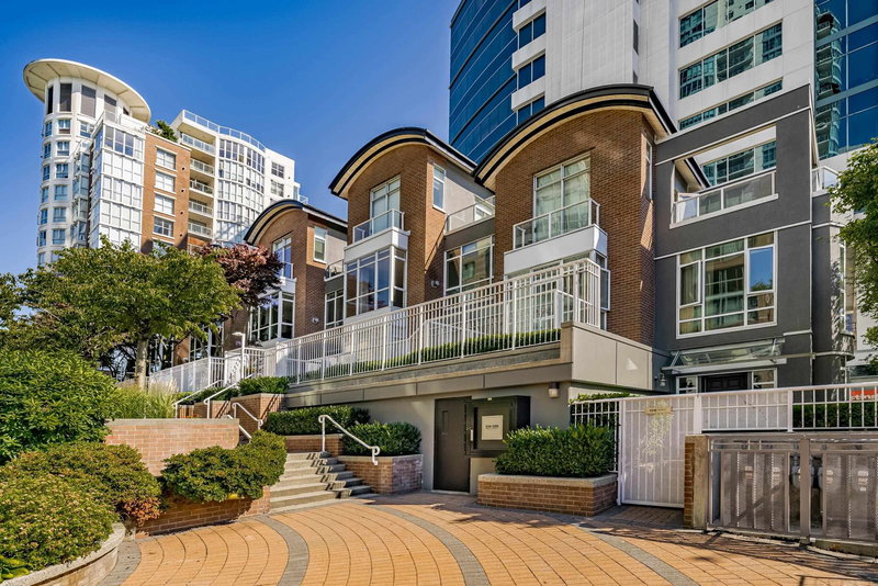1268 Quebec Street, Vancouver, V6A 4G7 | Image 2