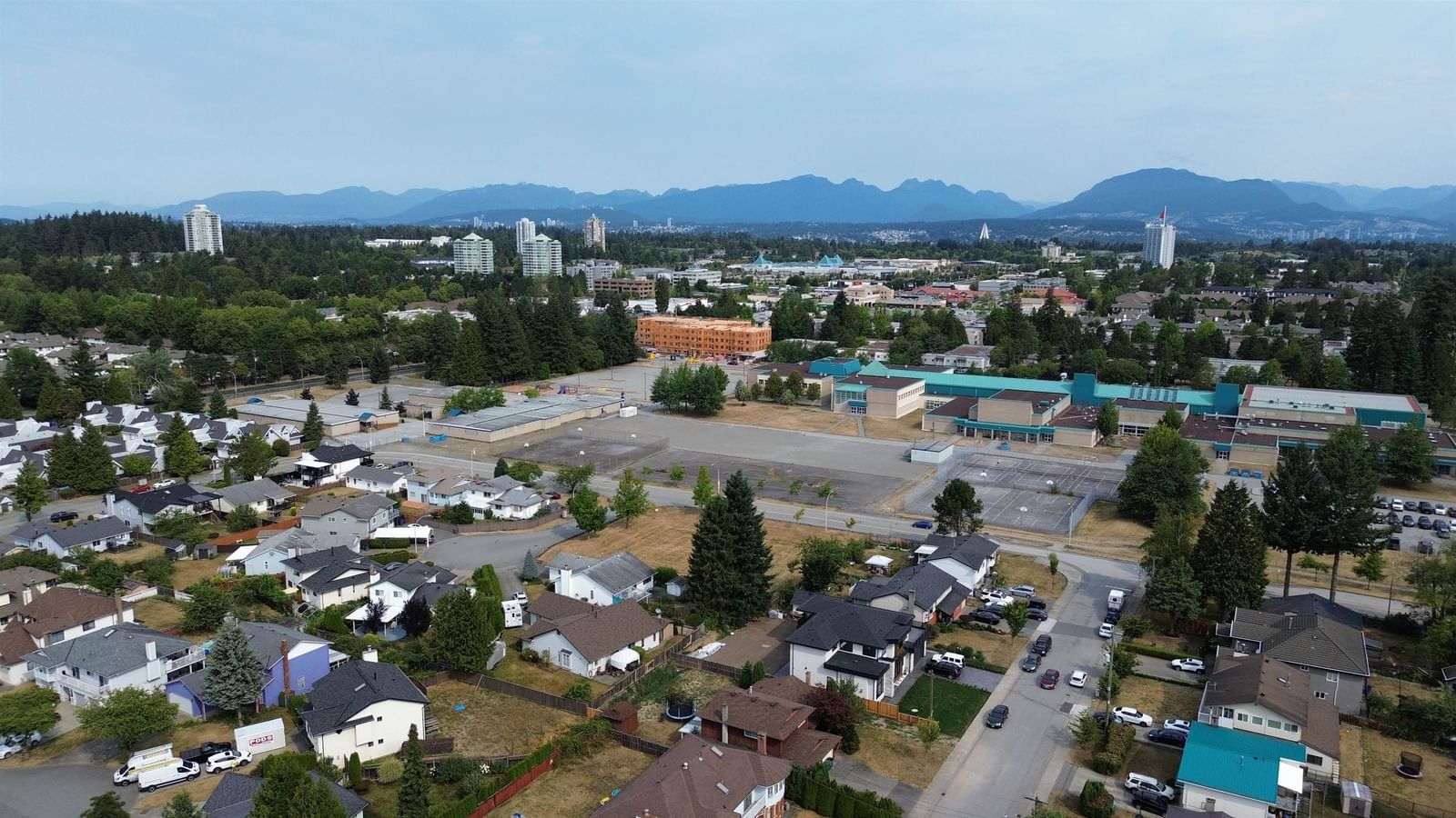 Listing Image 9