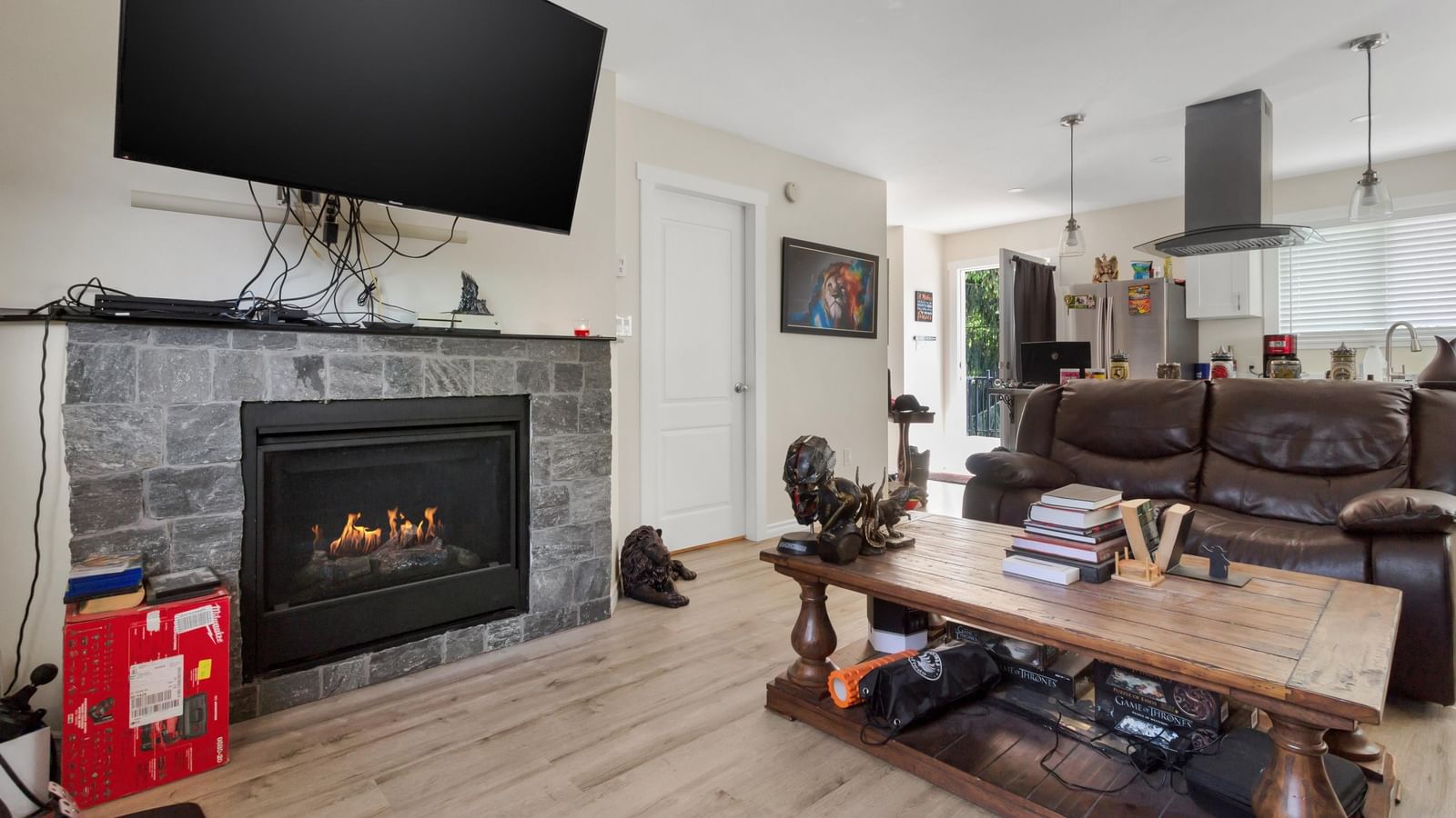 Listing Image 22