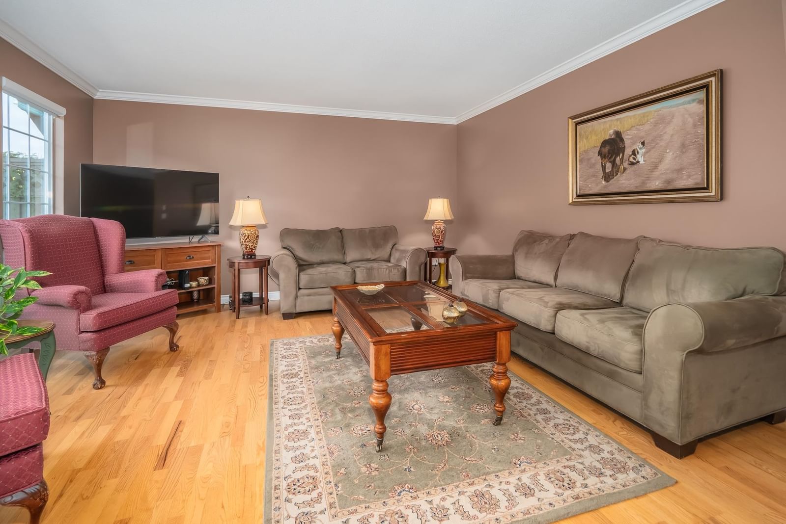 Listing Image 4