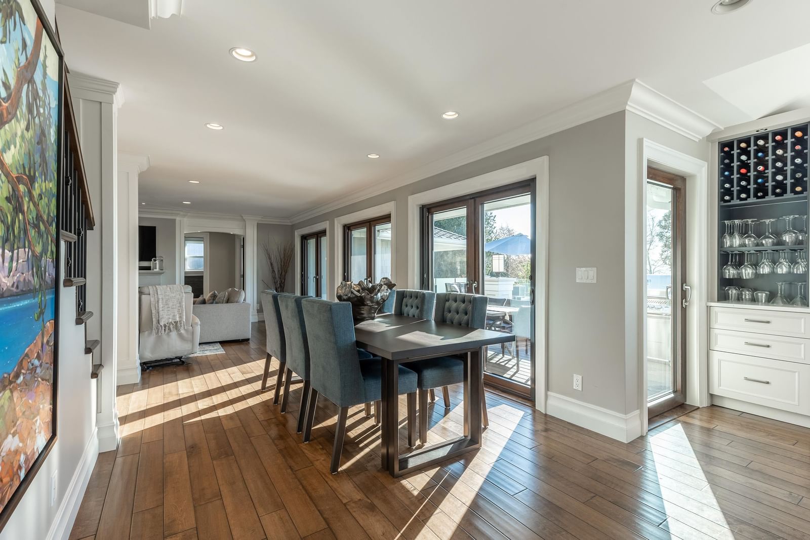Listing Image 10
