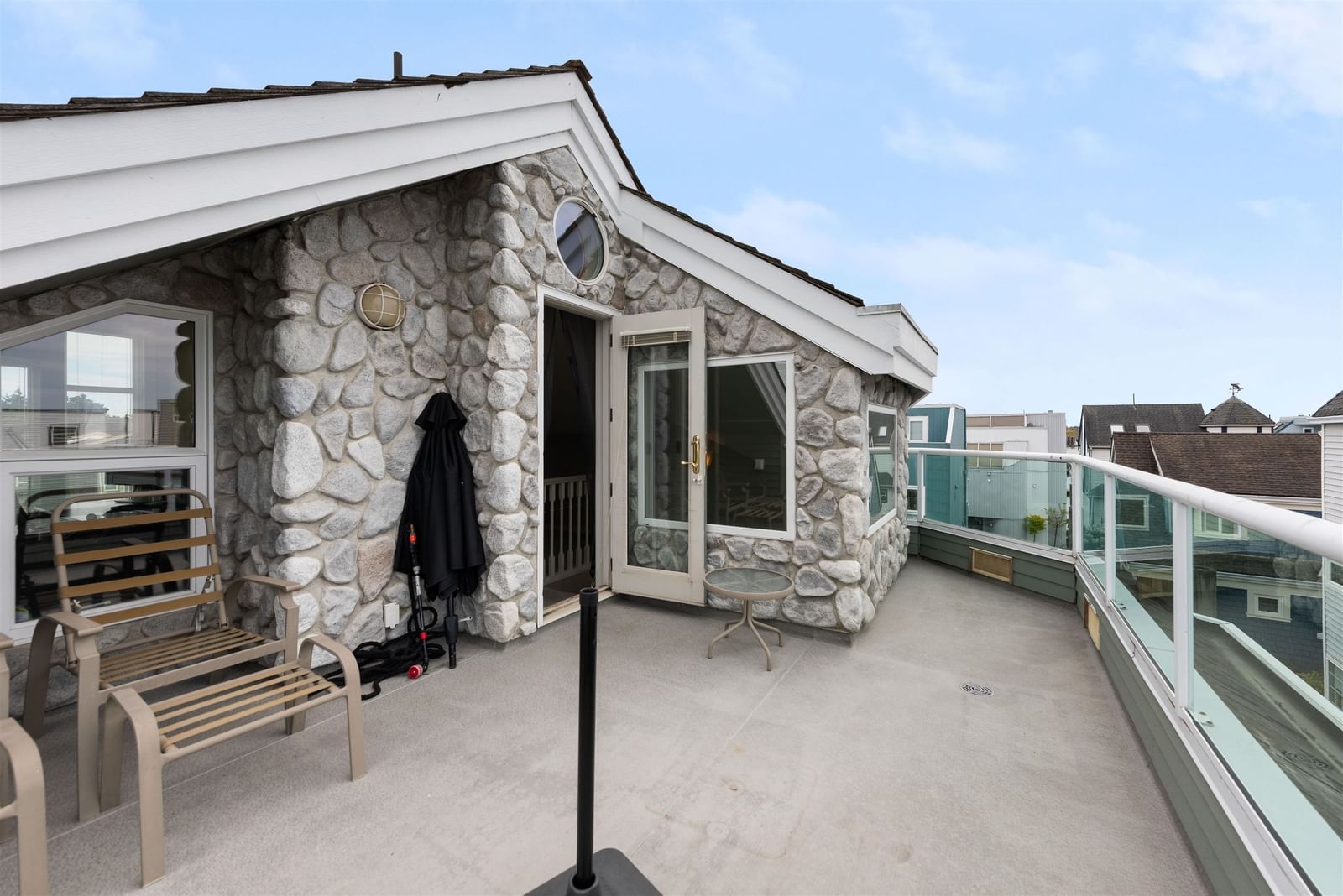Listing Image 24