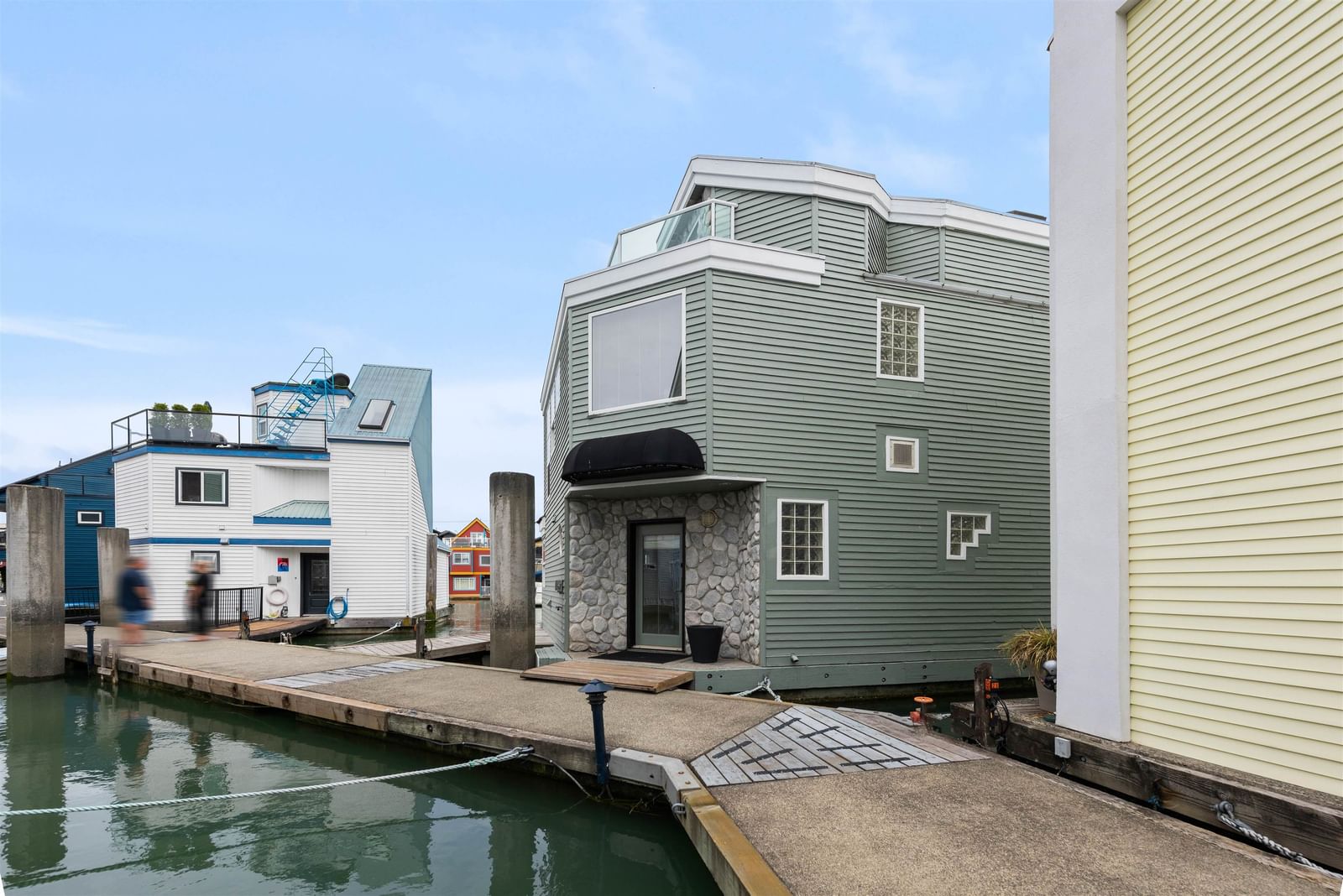Listing Image 25