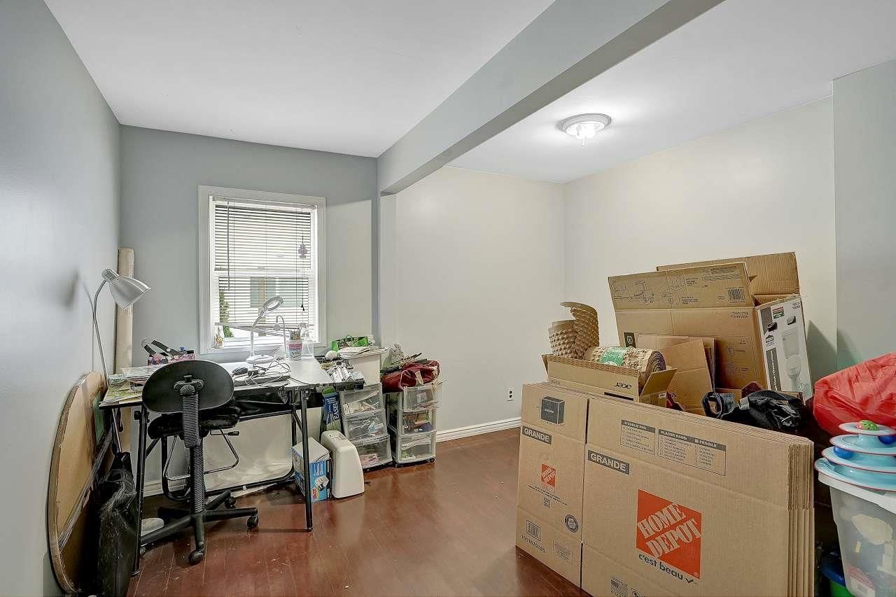 Listing Image 21