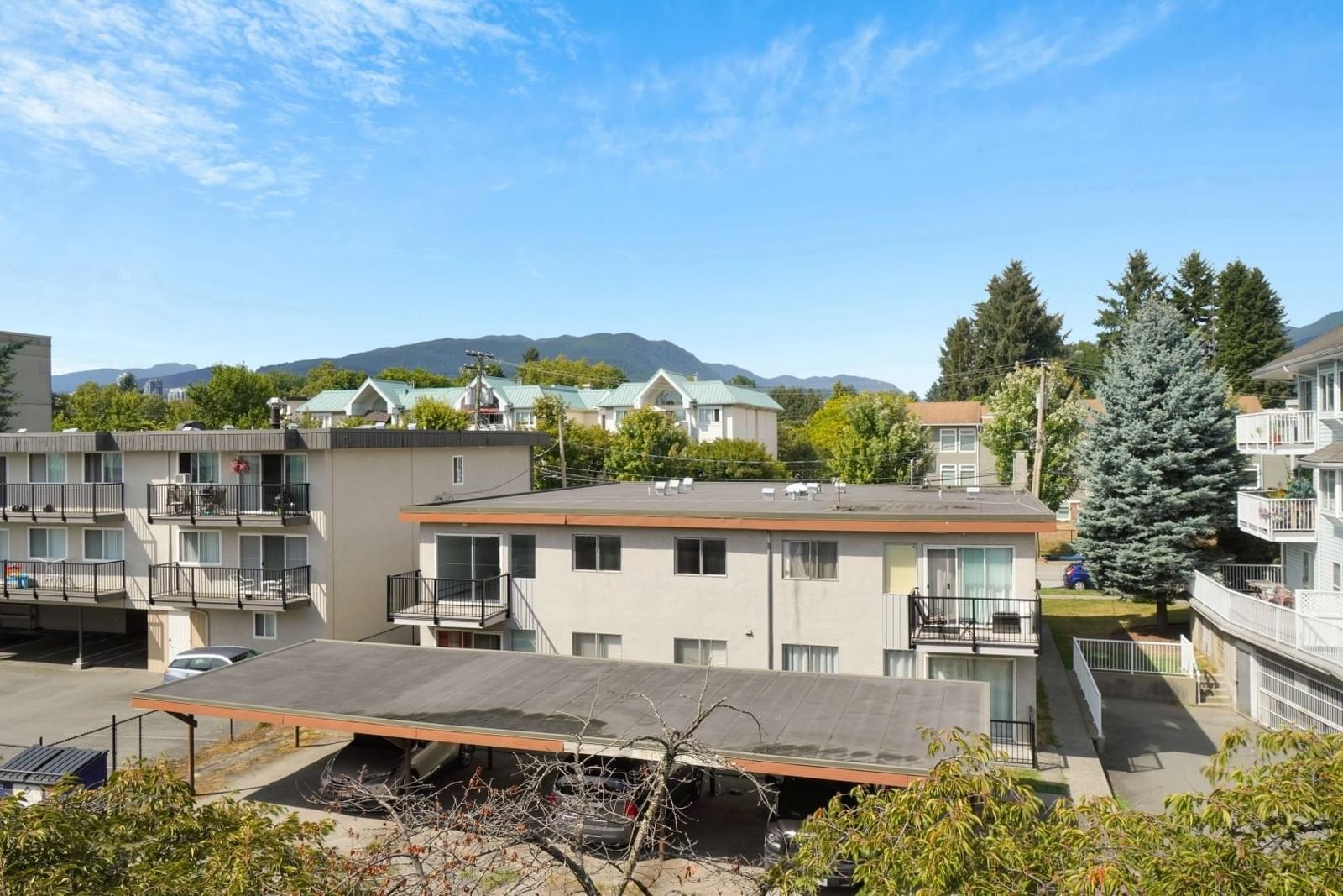Listing Image 20