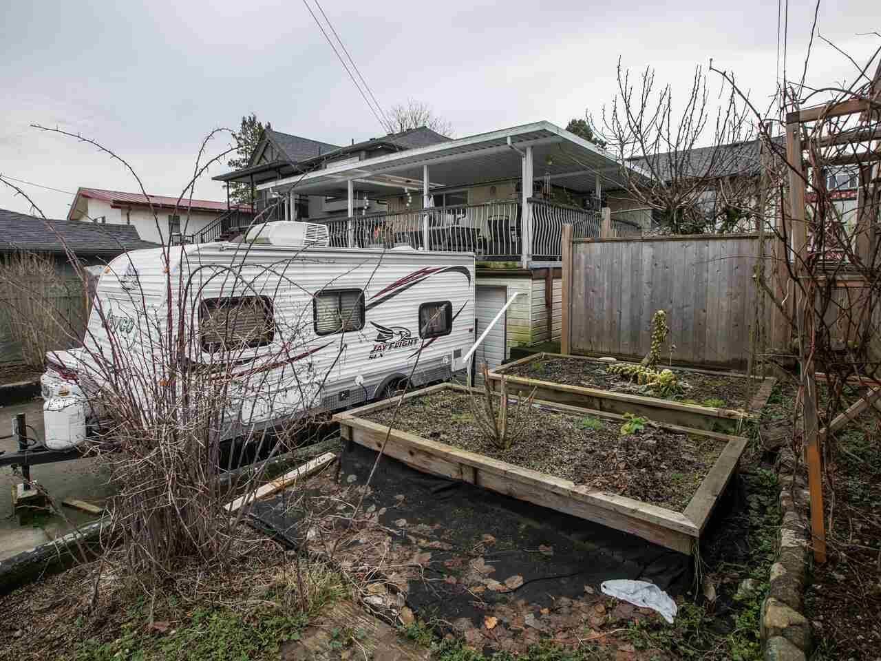 Listing Image 13