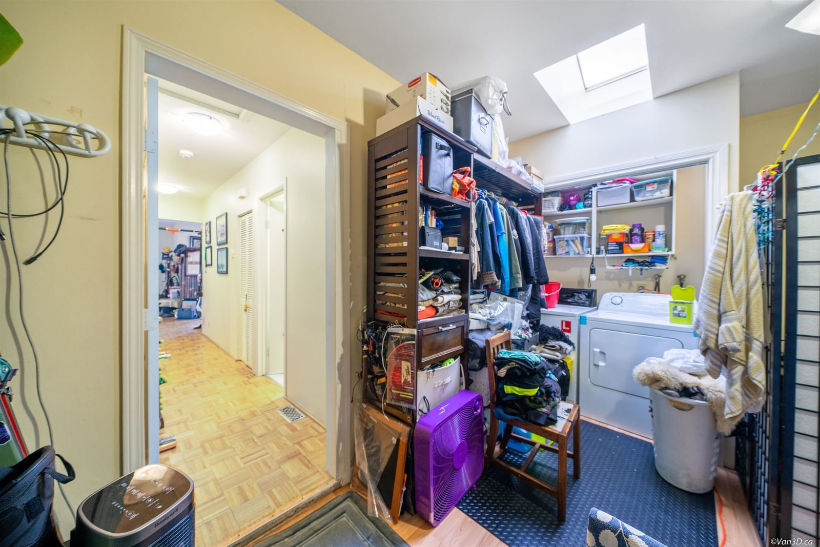 Listing Image 17