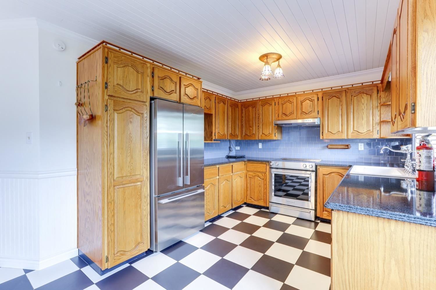 Listing Image 14