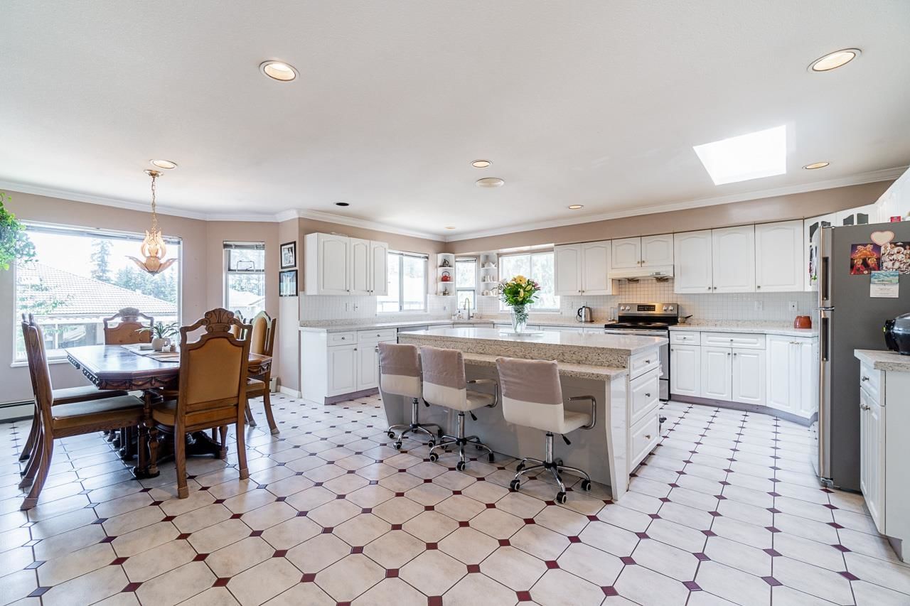 Listing Image 13