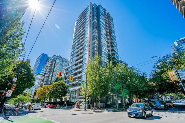 TH3 - 1001 Richards Street