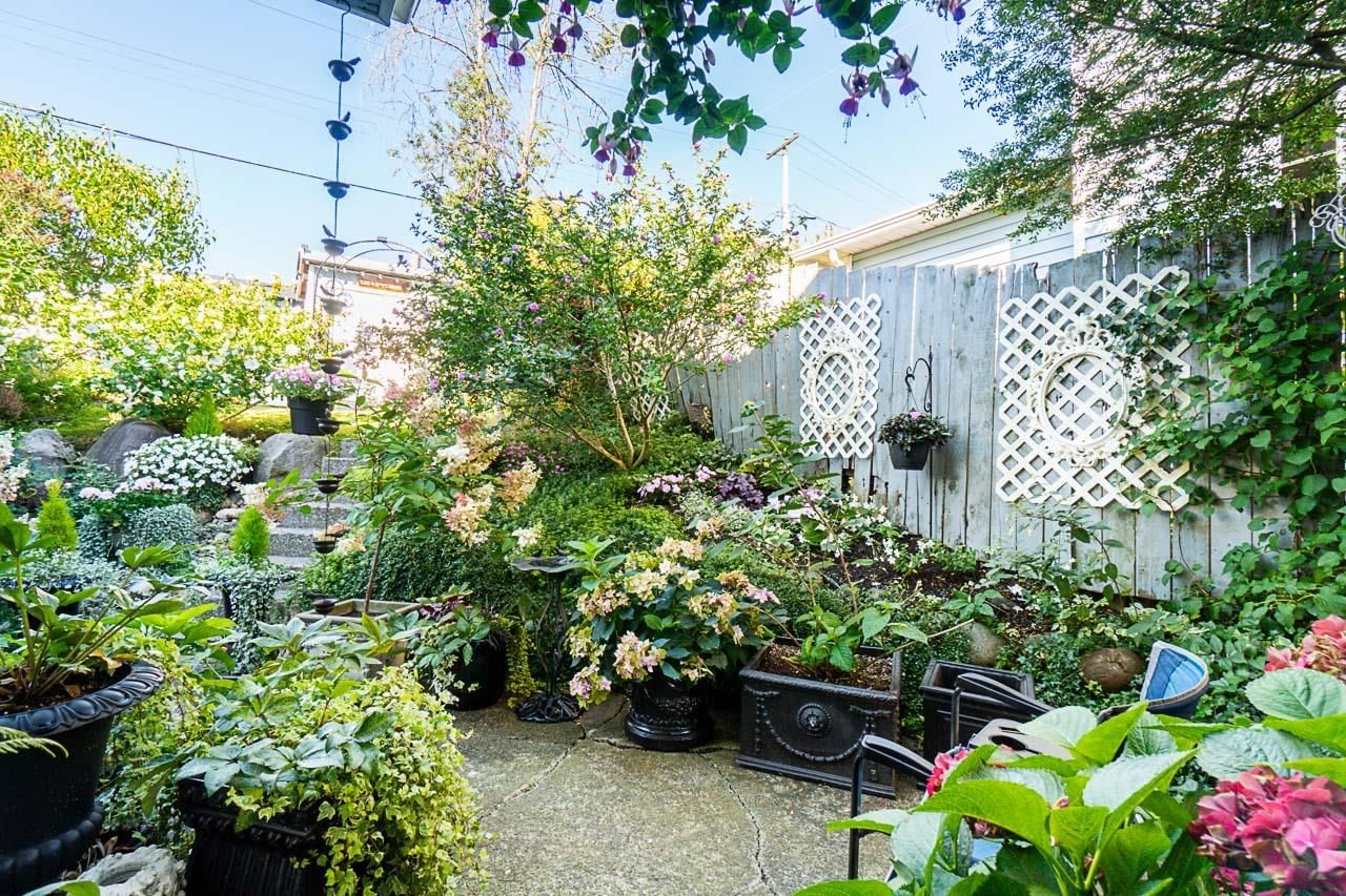 Listing Image 14