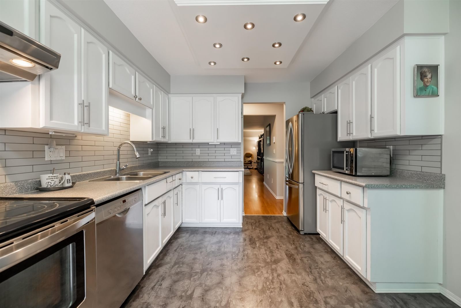 Listing Image 15