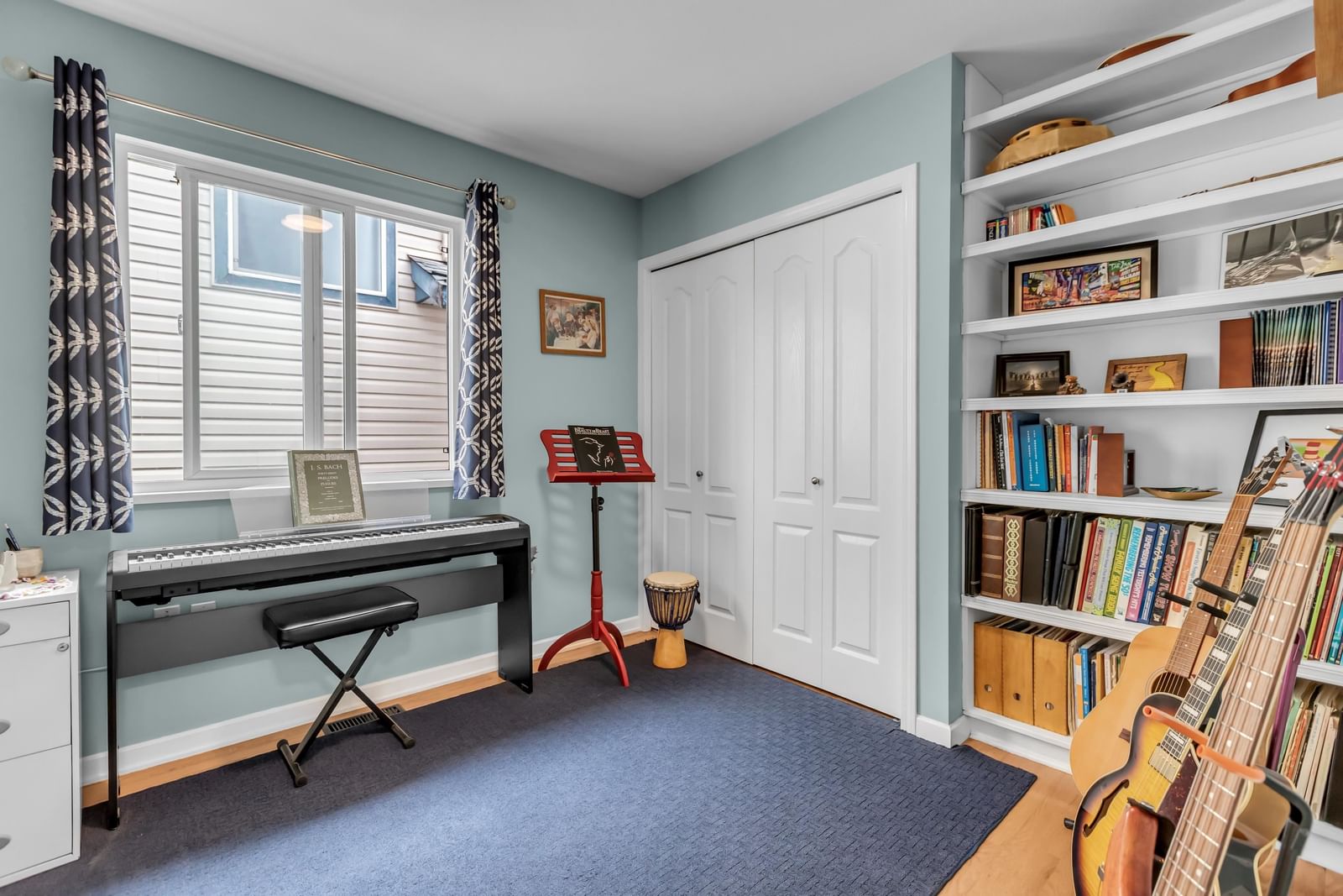 Listing Image 15